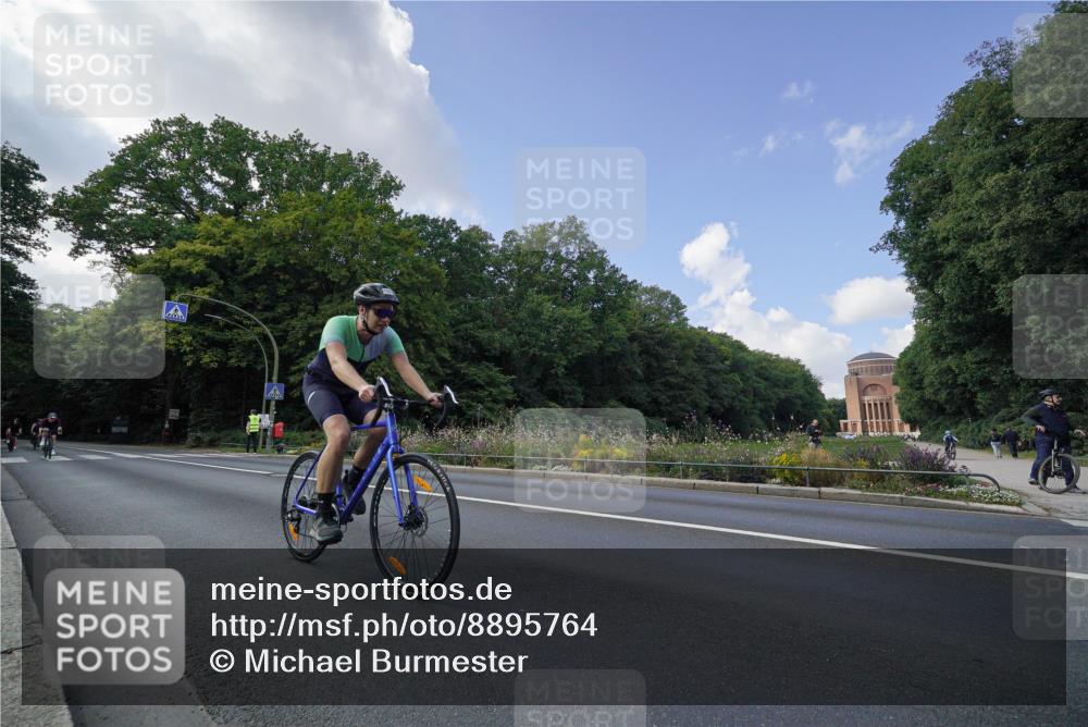 14.09.2025 - Stadtparktriathlon Michael Burmester http://msf.ph/oto/8895764 14.09.2025 13:18:48 Radfahren 1431, 1489, 1493, 1508, 1519, 1539 meine-sportfotos.de