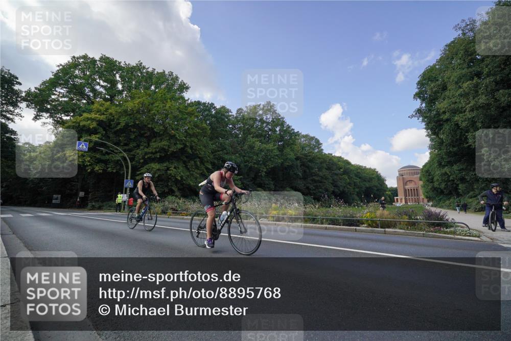 14.09.2025 - Stadtparktriathlon Michael Burmester http://msf.ph/oto/8895768 14.09.2025 13:18:54 Radfahren 1343, 1431, 1472, 1489, 1493, 1511, 1519, 1539 meine-sportfotos.de