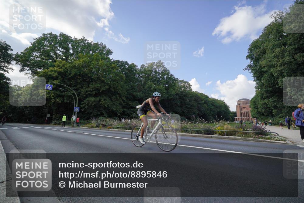14.09.2025 - Stadtparktriathlon Michael Burmester http://msf.ph/oto/8895846 14.09.2025 13:21:57 Radfahren 1475, 1490, 1495, 1505, 1514, 1525, 1604, 1614, 1617 meine-sportfotos.de