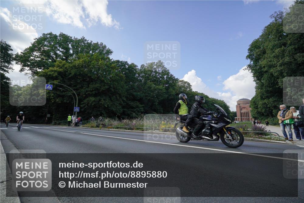 14.09.2025 - Stadtparktriathlon Michael Burmester http://msf.ph/oto/8895880 14.09.2025 13:23:15 Radfahren 1446, 1456, 1529, 1584 meine-sportfotos.de