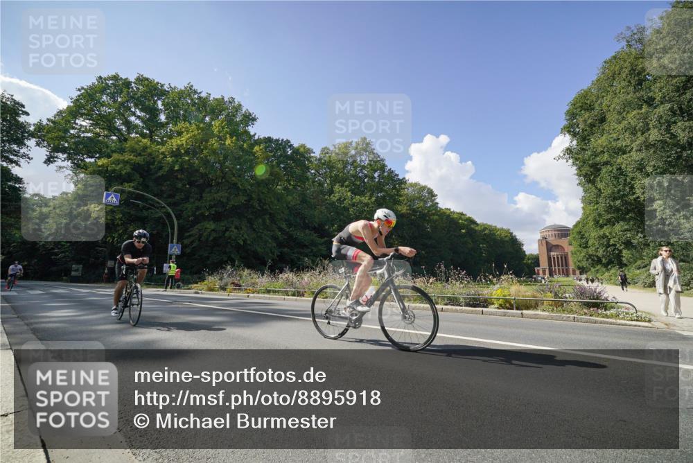 14.09.2025 - Stadtparktriathlon Michael Burmester http://msf.ph/oto/8895918 14.09.2025 13:24:51 Radfahren 1488, 1499, 1518, 1543, 1545, 1554, 1559, 1561, 1593 meine-sportfotos.de