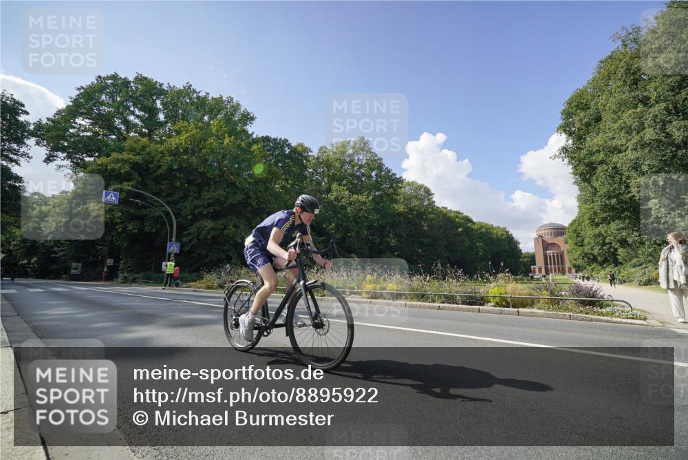 14.09.2025 - Stadtparktriathlon Michael Burmester http://msf.ph/oto/8895922 14.09.2025 13:24:55 Radfahren 1474, 1488, 1499, 1543, 1544, 1545, 1559, 1561, 1597 meine-sportfotos.de