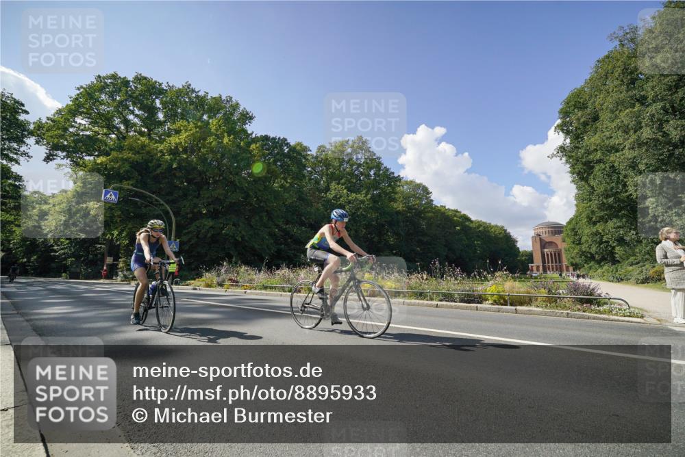 14.09.2025 - Stadtparktriathlon Michael Burmester http://msf.ph/oto/8895933 14.09.2025 13:25:15 Radfahren 1479, 1521, 1568, 1586, 1609 meine-sportfotos.de