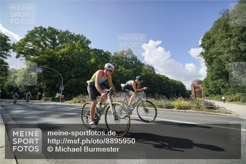 14.09.2025 - Stadtparktriathlon Michael Burmester http://msf.ph/oto/8895950 14.09.2025 13:25:54 Radfahren 1427, 1472, 1498, 1507, 1522, 1546, 1598 meine-sportfotos.de