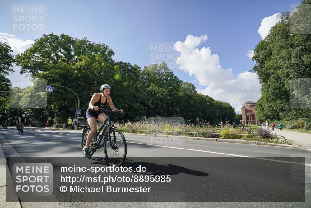 14.09.2025 - Stadtparktriathlon Michael Burmester http://msf.ph/oto/8895985 14.09.2025 13:27:09 Radfahren 1453, 1480, 1489, 1501, 1519, 1527, 1537, 1549, 1571, 1573, 1582 meine-sportfotos.de