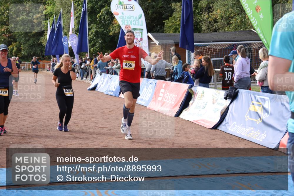 14.09.2025 - Airport Race Strokosch-Dieckow http://msf.ph/oto/8895993 14.09.2025 12:16:32 Ziel 119, 429, 456, 548, 653, 5128, 5211, 5365 meine-sportfotos.de