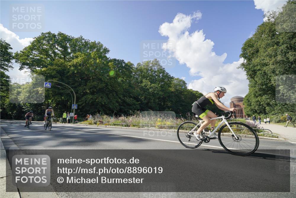 14.09.2025 - Stadtparktriathlon Michael Burmester http://msf.ph/oto/8896019 14.09.2025 13:28:20 Radfahren 1438, 1439, 1450, 1538, 1539, 1578, 1616 meine-sportfotos.de