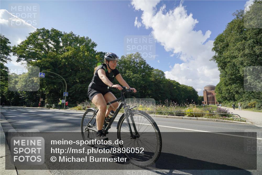 14.09.2025 - Stadtparktriathlon Michael Burmester http://msf.ph/oto/8896052 14.09.2025 13:29:49 Radfahren 1430, 1434, 1435, 1483, 1528, 1610 meine-sportfotos.de