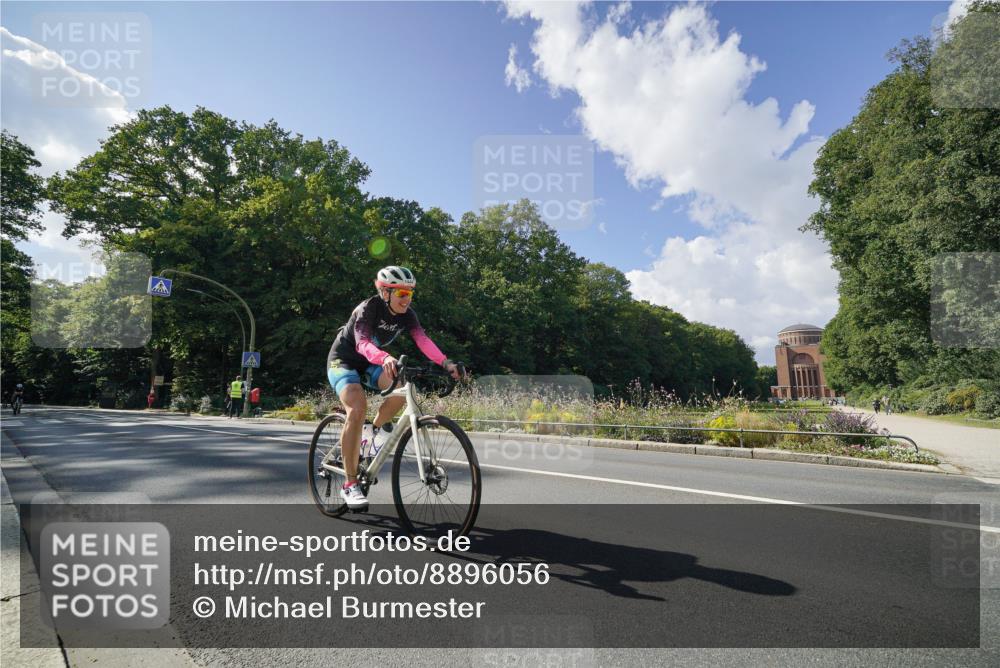 14.09.2025 - Stadtparktriathlon Michael Burmester http://msf.ph/oto/8896056 14.09.2025 13:30:06 Radfahren 1444, 1452, 1468, 1481 meine-sportfotos.de