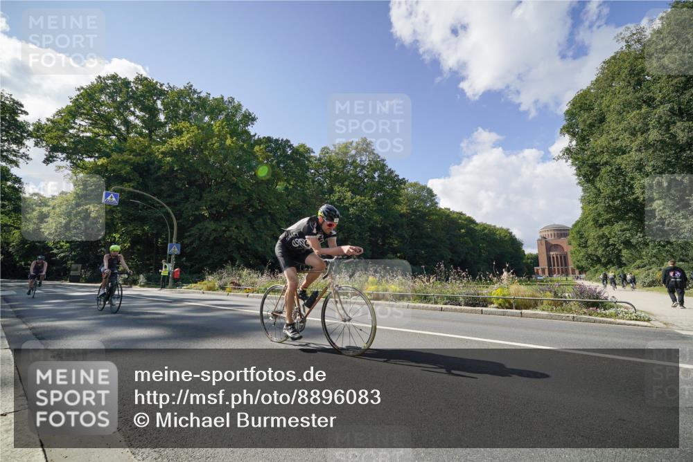 14.09.2025 - Stadtparktriathlon Michael Burmester http://msf.ph/oto/8896083 14.09.2025 13:31:40 Radfahren 1425, 1446, 1506, 1612 meine-sportfotos.de