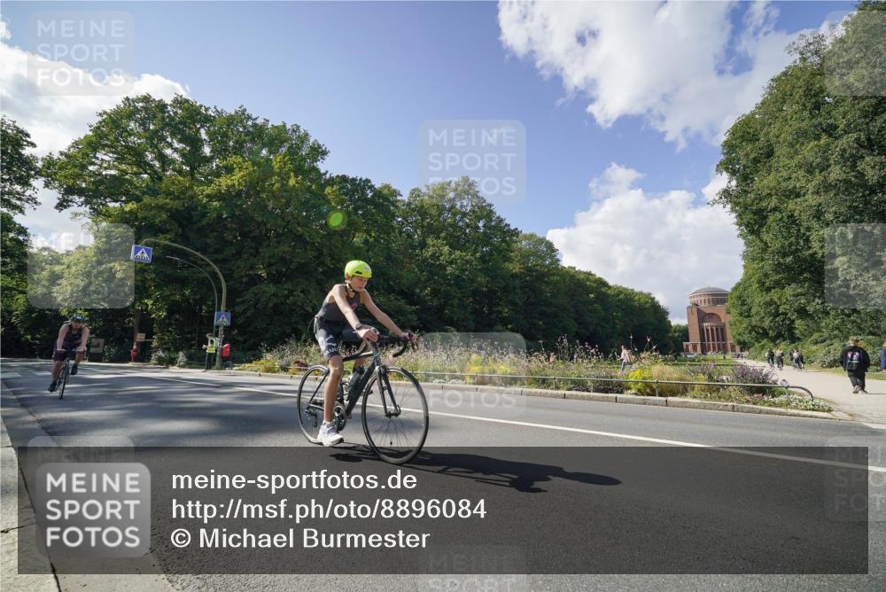 14.09.2025 - Stadtparktriathlon Michael Burmester http://msf.ph/oto/8896084 14.09.2025 13:31:40 Radfahren 1425, 1446, 1506, 1612 meine-sportfotos.de