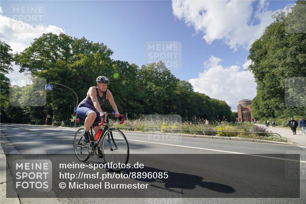 14.09.2025 - Stadtparktriathlon Michael Burmester http://msf.ph/oto/8896085 14.09.2025 13:31:42 Radfahren 1425, 1477, 1506, 1612 meine-sportfotos.de