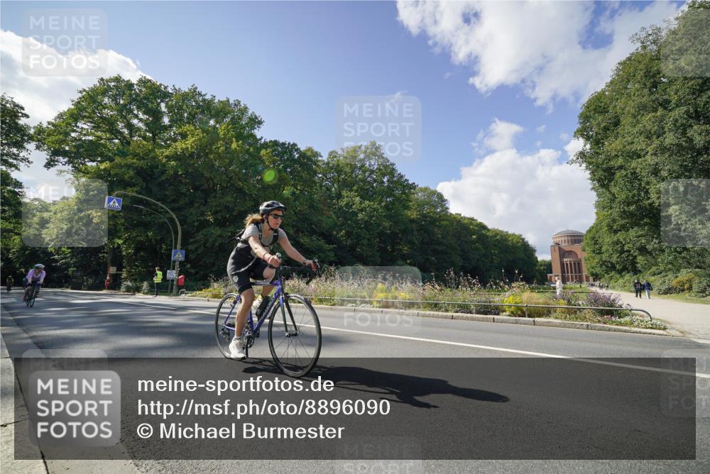 14.09.2025 - Stadtparktriathlon Michael Burmester http://msf.ph/oto/8896090 14.09.2025 13:31:55 Radfahren 1331, 1423, 1477, 1488, 1535, 1554 meine-sportfotos.de
