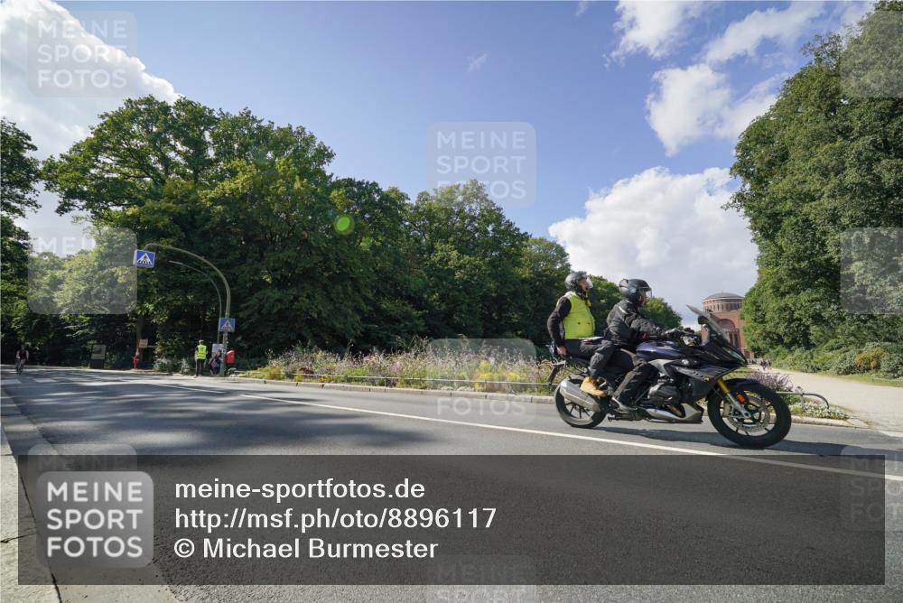 14.09.2025 - Stadtparktriathlon Michael Burmester http://msf.ph/oto/8896117 14.09.2025 13:32:59 Radfahren 1432, 1615 meine-sportfotos.de