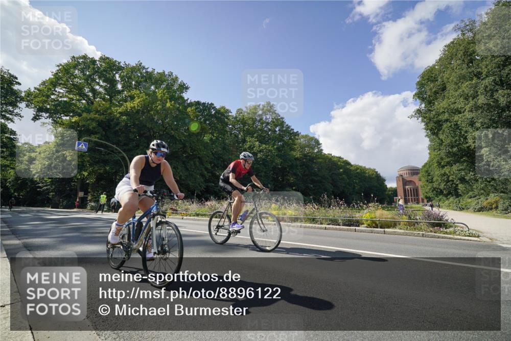 14.09.2025 - Stadtparktriathlon Michael Burmester http://msf.ph/oto/8896122 14.09.2025 13:33:16 Radfahren 1455, 1459, 1479, 1529, 1574, 1586 meine-sportfotos.de