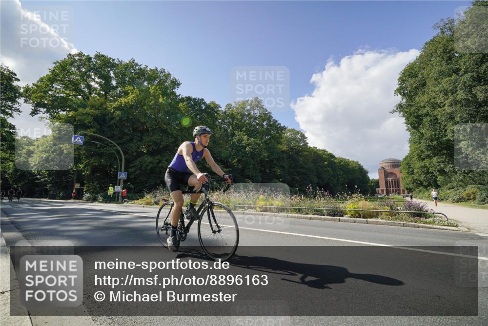 14.09.2025 - Stadtparktriathlon Michael Burmester http://msf.ph/oto/8896163 14.09.2025 13:35:31 Radfahren 1429, 1448, 1480, 1489, 1519, 1527, 1587, 1589 meine-sportfotos.de