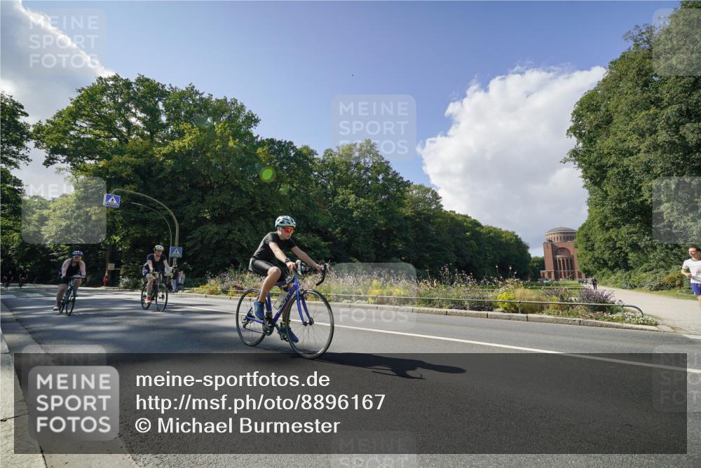 14.09.2025 - Stadtparktriathlon Michael Burmester http://msf.ph/oto/8896167 14.09.2025 13:35:37 Radfahren 1429, 1431, 1448, 1480, 1501, 1519, 1589 meine-sportfotos.de