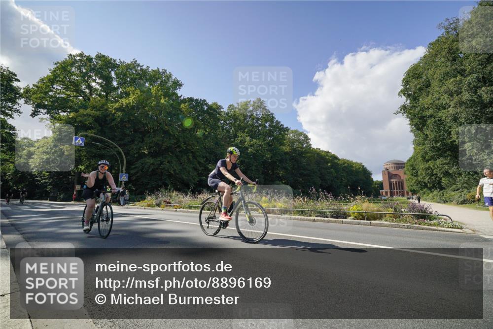 14.09.2025 - Stadtparktriathlon Michael Burmester http://msf.ph/oto/8896169 14.09.2025 13:35:38 Radfahren 1429, 1431, 1448, 1480, 1501, 1519, 1589 meine-sportfotos.de