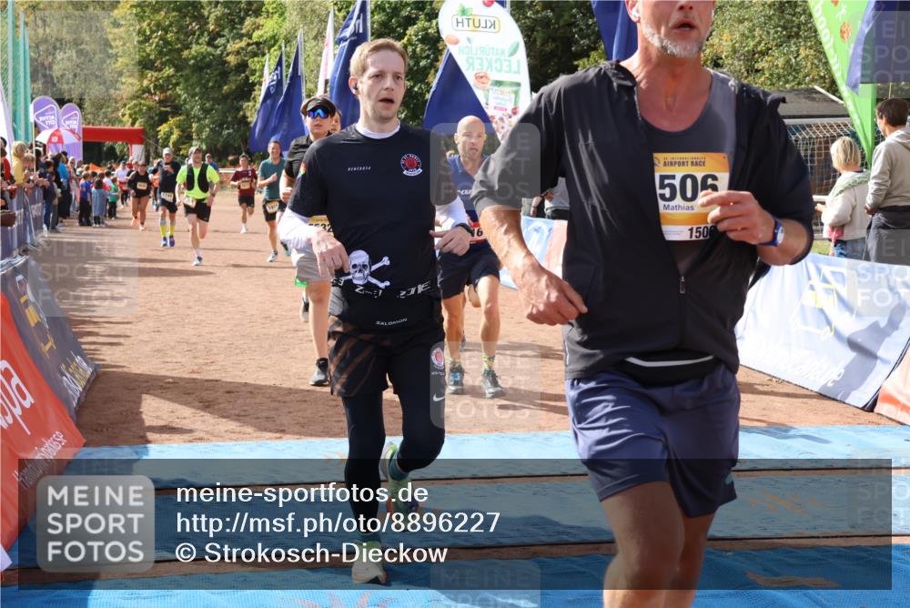 14.09.2025 - Airport Race Strokosch-Dieckow http://msf.ph/oto/8896227 14.09.2025 12:17:17 Ziel 216, 312, 318, 353, 809, 1506, 1673, 1749, 1911, 2082, 5196, 5442, 5532 meine-sportfotos.de