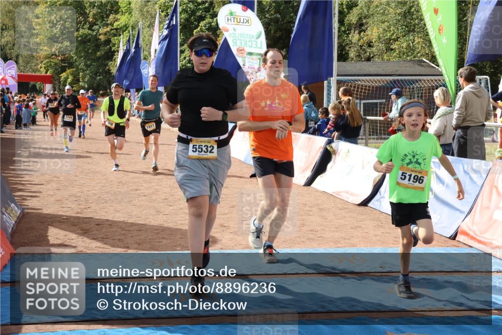 14.09.2025 - Airport Race Strokosch-Dieckow http://msf.ph/oto/8896236 14.09.2025 12:17:19 Ziel 216, 312, 318, 353, 648, 809, 1506, 1673, 1749, 1911, 2082, 4045, 5196, 5442, 5532 meine-sportfotos.de