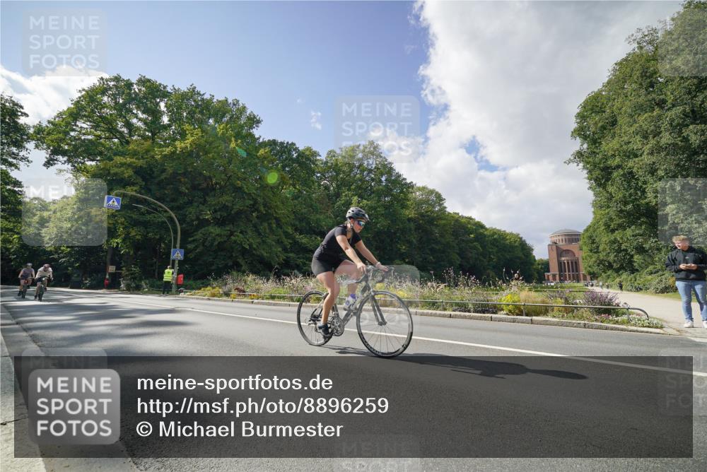 14.09.2025 - Stadtparktriathlon Michael Burmester http://msf.ph/oto/8896259 14.09.2025 13:43:47 Radfahren 1474, 1527, 1529, 1536, 1547, 1553 meine-sportfotos.de
