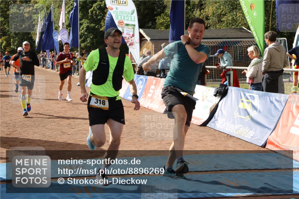 14.09.2025 - Airport Race Strokosch-Dieckow http://msf.ph/oto/8896269 14.09.2025 12:17:21 Ziel 216, 312, 318, 353, 648, 809, 827, 1673, 1749, 1911, 2082, 4045, 4224, 5196, 5442, 5532 meine-sportfotos.de