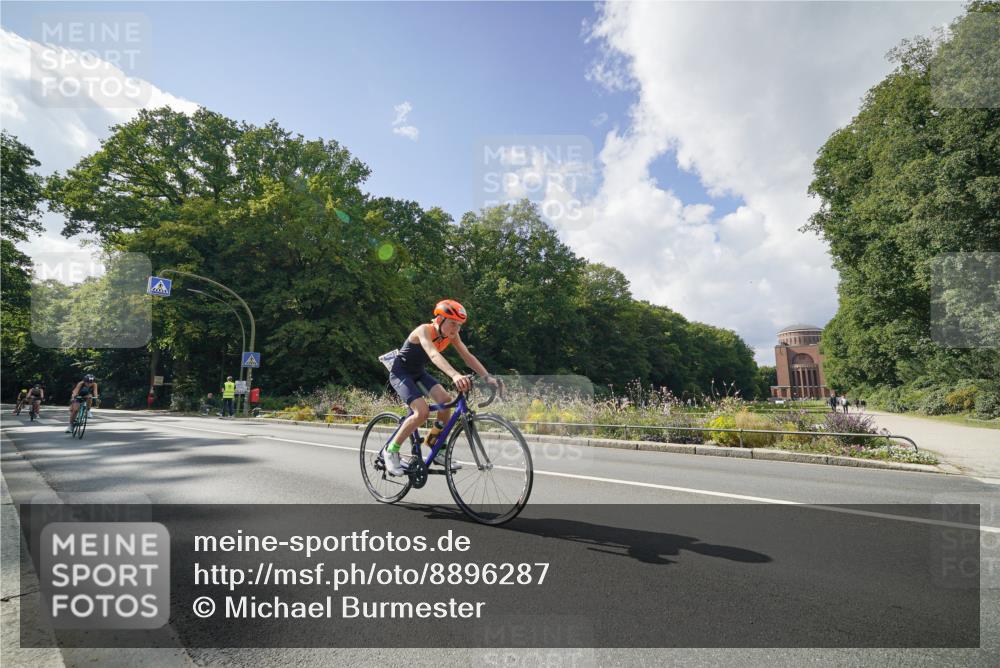 14.09.2025 - Stadtparktriathlon Michael Burmester http://msf.ph/oto/8896287 14.09.2025 13:45:00 Radfahren 1627, 1631, 1644, 1648, 1662, 1663, 1671, 1679, 1691 meine-sportfotos.de