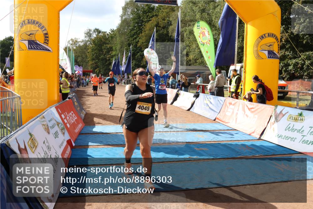 14.09.2025 - Airport Race Strokosch-Dieckow http://msf.ph/oto/8896303 14.09.2025 12:17:30 Ziel 53, 648, 799, 827, 4045, 4224, 5120, 5396, 5442, 5486 meine-sportfotos.de