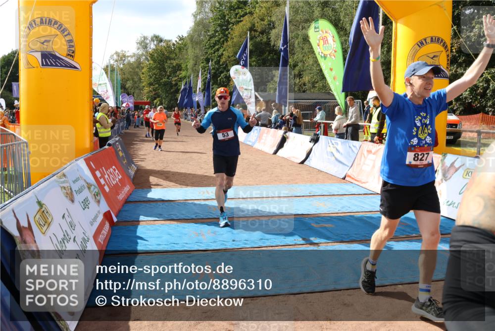 14.09.2025 - Airport Race Strokosch-Dieckow http://msf.ph/oto/8896310 14.09.2025 12:17:32 Ziel 53, 648, 799, 827, 4045, 4224, 5120, 5396, 5486 meine-sportfotos.de