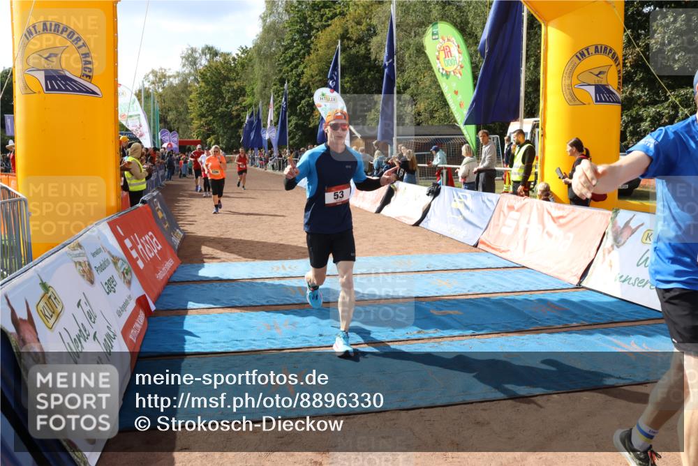 14.09.2025 - Airport Race Strokosch-Dieckow http://msf.ph/oto/8896330 14.09.2025 12:17:32 Ziel 53, 648, 799, 827, 4045, 4224, 5120, 5396, 5486 meine-sportfotos.de