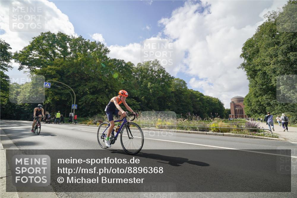 14.09.2025 - Stadtparktriathlon Michael Burmester http://msf.ph/oto/8896368 14.09.2025 13:52:42 Radfahren 1534, 1553, 1650, 1662, 1663 meine-sportfotos.de