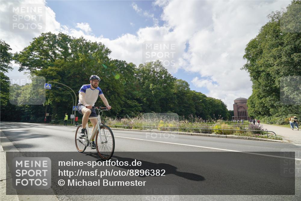 14.09.2025 - Stadtparktriathlon Michael Burmester http://msf.ph/oto/8896382 14.09.2025 13:53:32 Radfahren 1475, 1631, 1634, 1640, 1643, 1649, 1653, 1686 meine-sportfotos.de