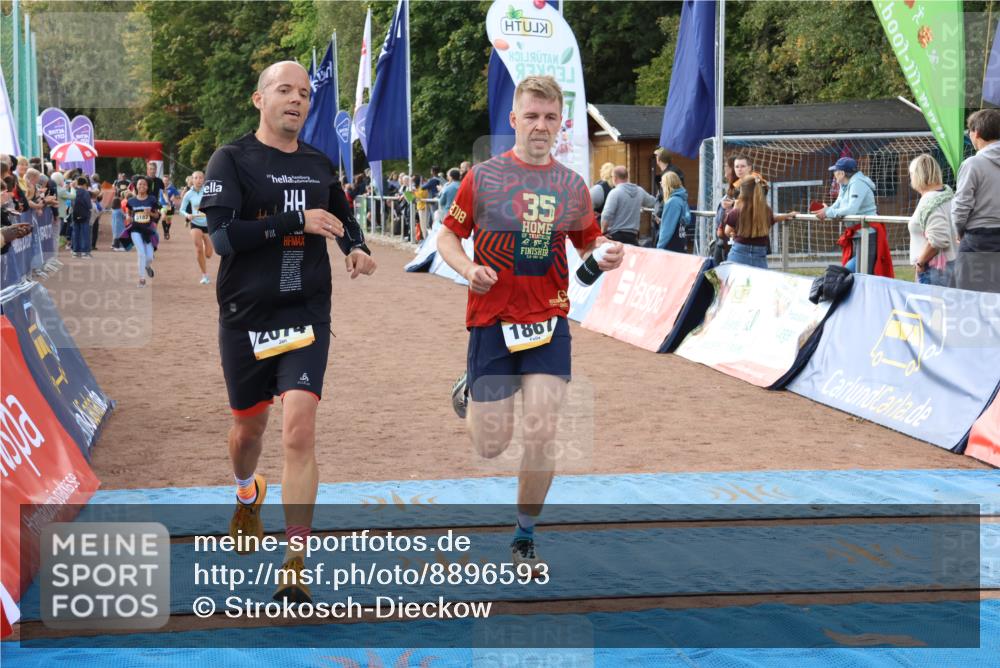 14.09.2025 - Airport Race Strokosch-Dieckow http://msf.ph/oto/8896593 14.09.2025 12:19:03 Ziel 98, 411, 1537, 1867, 1939, 2074, 2108, 5182, 5441 meine-sportfotos.de