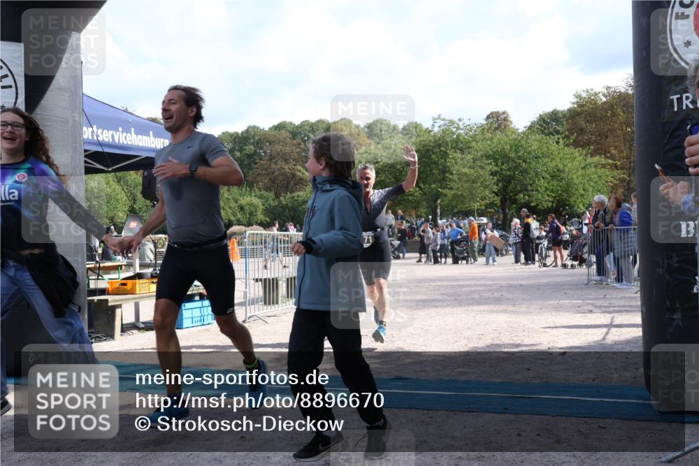 14.09.2025 - Stadtparktriathlon Strokosch-Dieckow http://msf.ph/oto/8896670 14.09.2025 12:59:38 Ziel 1137, 1144, 1171 meine-sportfotos.de
