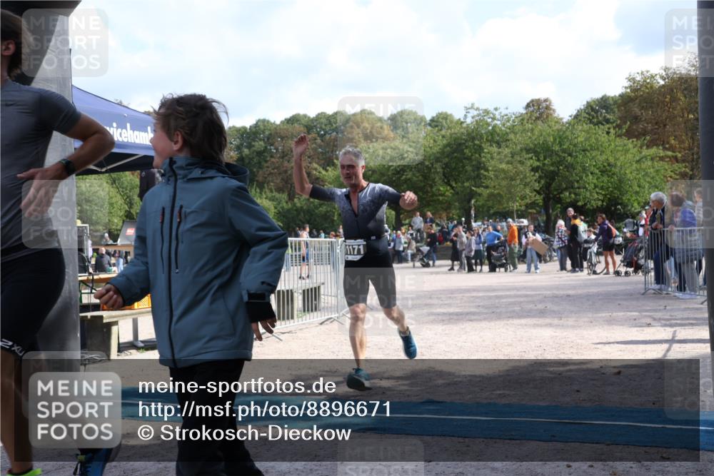 14.09.2025 - Stadtparktriathlon Strokosch-Dieckow http://msf.ph/oto/8896671 14.09.2025 12:59:38 Ziel 1137, 1144, 1171 meine-sportfotos.de