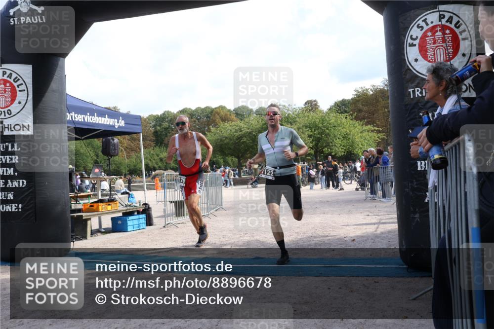 14.09.2025 - Stadtparktriathlon Strokosch-Dieckow http://msf.ph/oto/8896678 14.09.2025 13:00:20 Ziel 1122, 1170 meine-sportfotos.de
