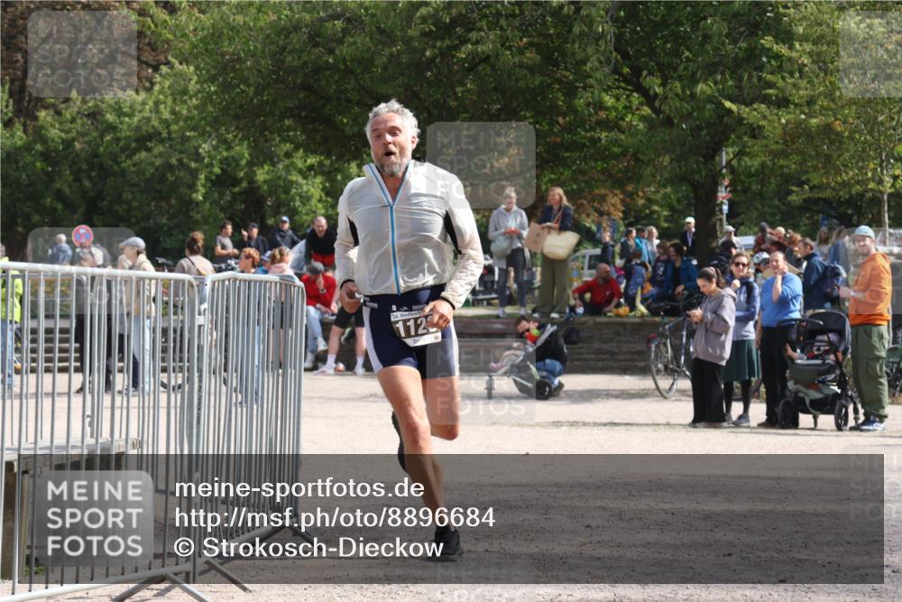 14.09.2025 - Stadtparktriathlon Strokosch-Dieckow http://msf.ph/oto/8896684 14.09.2025 13:00:39 Ziel 1123 meine-sportfotos.de