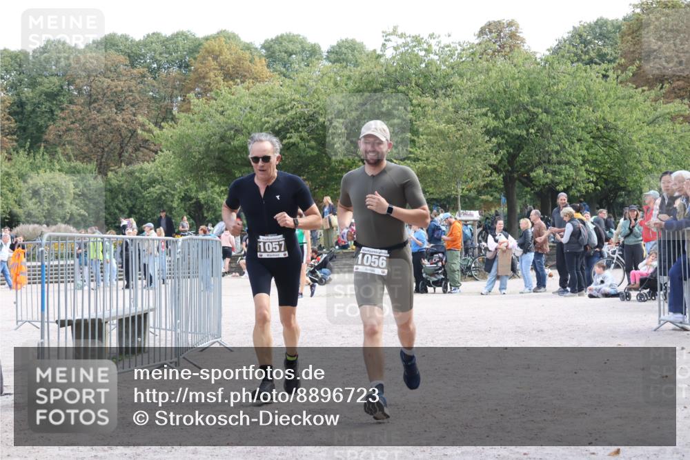 14.09.2025 - Stadtparktriathlon Strokosch-Dieckow http://msf.ph/oto/8896723 14.09.2025 13:01:50 Ziel 1057 meine-sportfotos.de