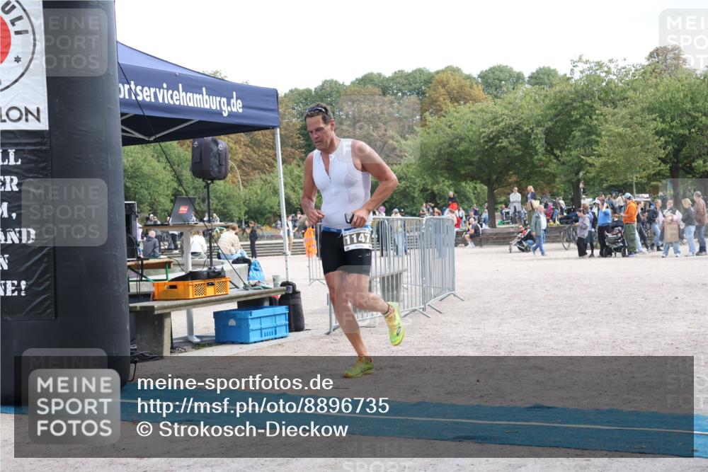 14.09.2025 - Stadtparktriathlon Strokosch-Dieckow http://msf.ph/oto/8896735 14.09.2025 13:02:02 Ziel 1147 meine-sportfotos.de
