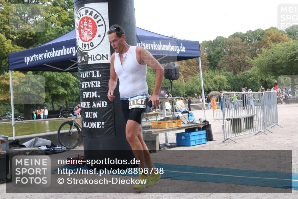 14.09.2025 - Stadtparktriathlon Strokosch-Dieckow http://msf.ph/oto/8896738 14.09.2025 13:02:03 Ziel 1147 meine-sportfotos.de