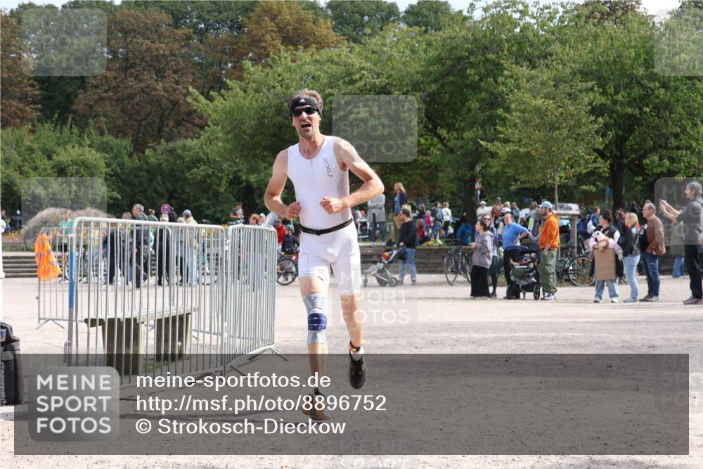 14.09.2025 - Stadtparktriathlon Strokosch-Dieckow http://msf.ph/oto/8896752 14.09.2025 13:03:28 Ziel 1158, 1219 meine-sportfotos.de