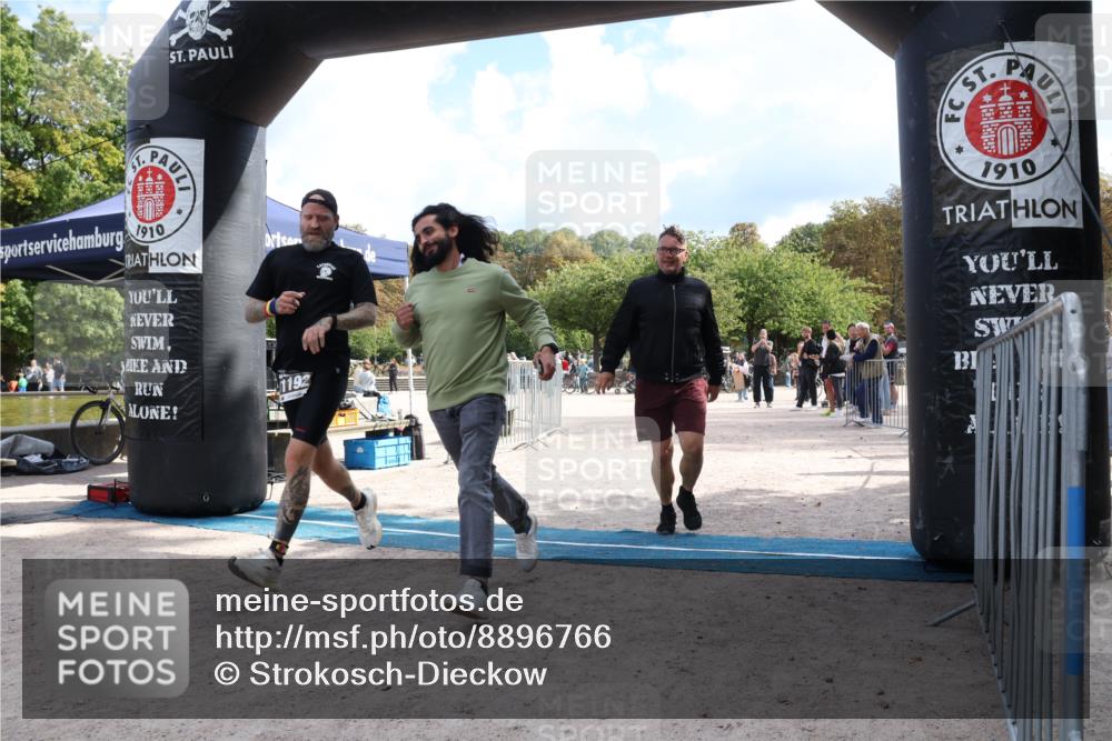 14.09.2025 - Stadtparktriathlon Strokosch-Dieckow http://msf.ph/oto/8896766 14.09.2025 13:03:49 Ziel 1192 meine-sportfotos.de
