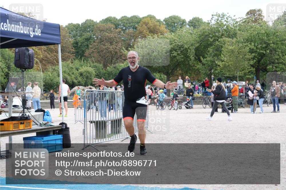 14.09.2025 - Stadtparktriathlon Strokosch-Dieckow http://msf.ph/oto/8896771 14.09.2025 13:04:50 Ziel 1094 meine-sportfotos.de