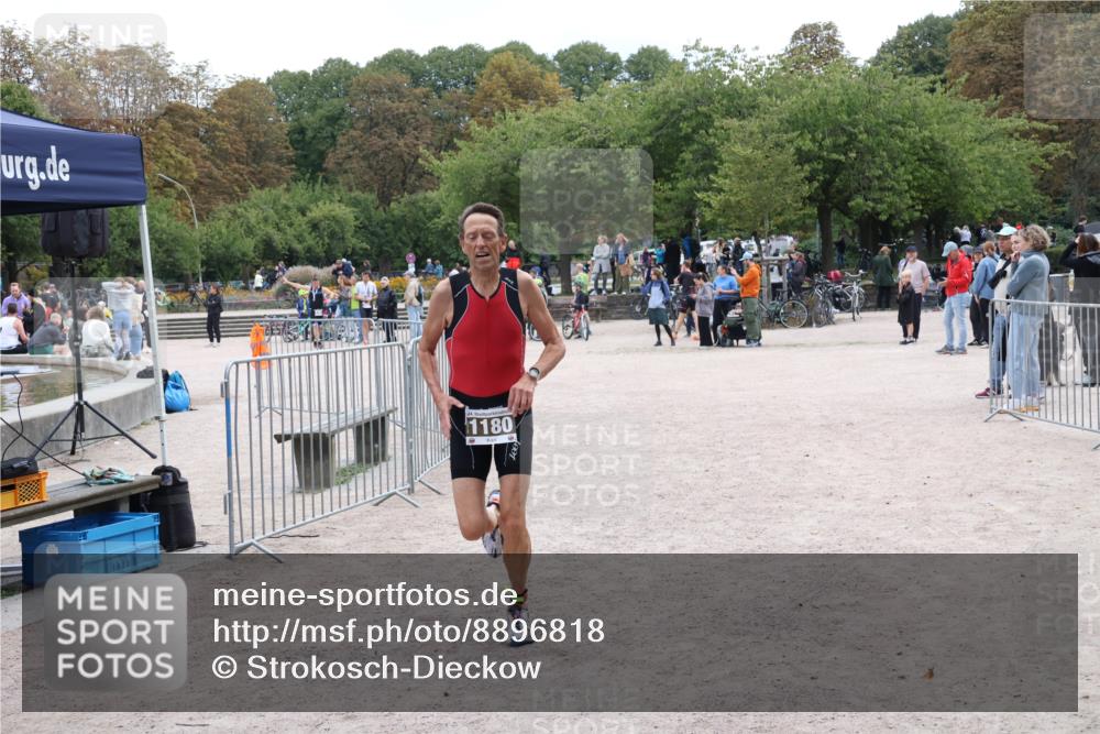 14.09.2025 - Stadtparktriathlon Strokosch-Dieckow http://msf.ph/oto/8896818 14.09.2025 13:08:21 Ziel 1180 meine-sportfotos.de