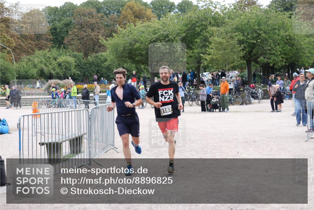 14.09.2025 - Stadtparktriathlon Strokosch-Dieckow http://msf.ph/oto/8896825 14.09.2025 13:08:34 Ziel 1150, 1187 meine-sportfotos.de