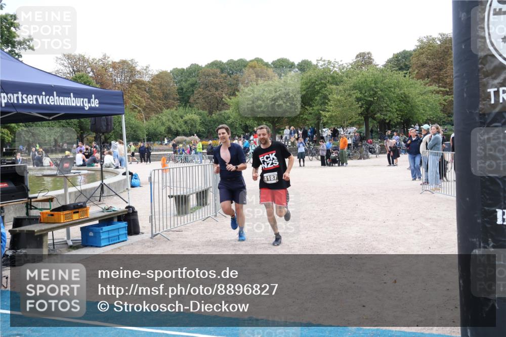 14.09.2025 - Stadtparktriathlon Strokosch-Dieckow http://msf.ph/oto/8896827 14.09.2025 13:08:35 Ziel 1150, 1187 meine-sportfotos.de