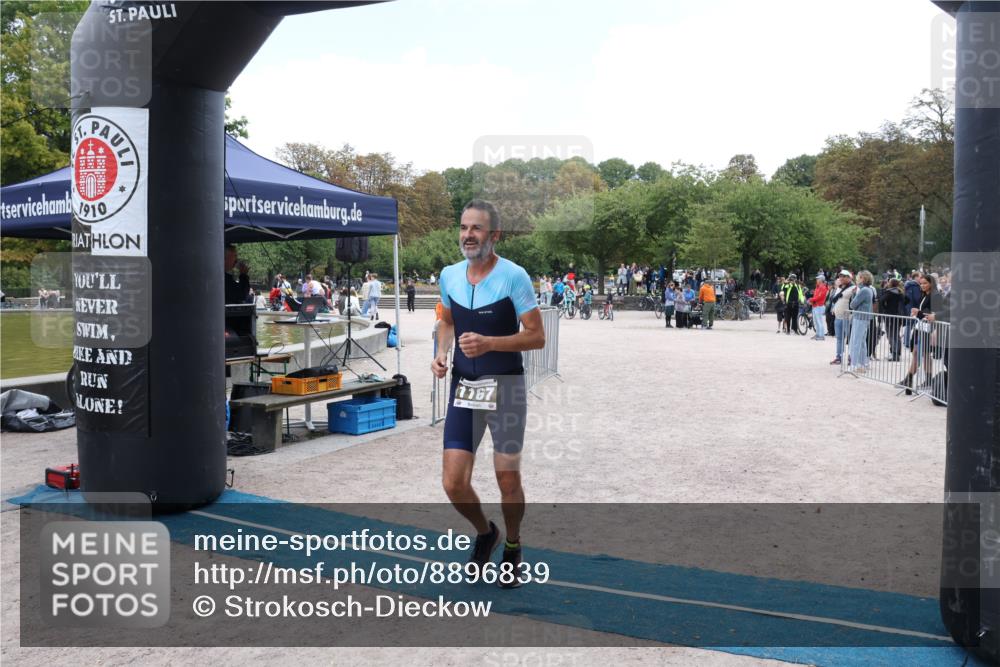 14.09.2025 - Stadtparktriathlon Strokosch-Dieckow http://msf.ph/oto/8896839 14.09.2025 13:08:55 Ziel 1167 meine-sportfotos.de