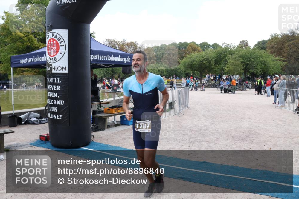 14.09.2025 - Stadtparktriathlon Strokosch-Dieckow http://msf.ph/oto/8896840 14.09.2025 13:08:55 Ziel 1167 meine-sportfotos.de