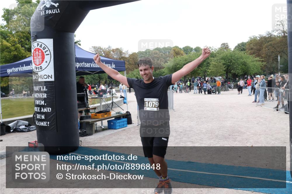 14.09.2025 - Stadtparktriathlon Strokosch-Dieckow http://msf.ph/oto/8896848 14.09.2025 13:09:25 Ziel 1079 meine-sportfotos.de