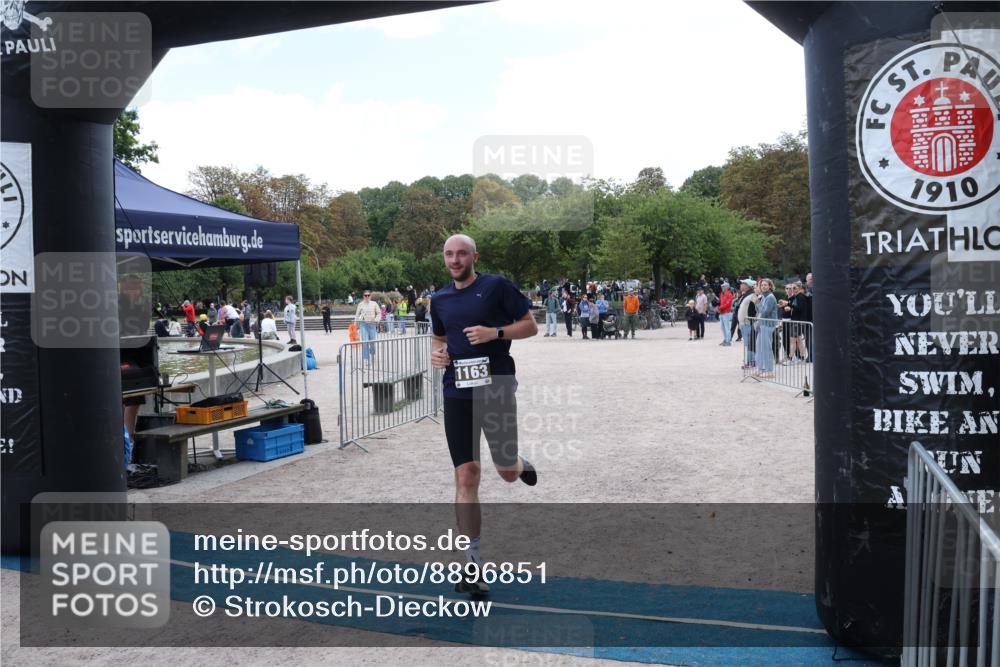 14.09.2025 - Stadtparktriathlon Strokosch-Dieckow http://msf.ph/oto/8896851 14.09.2025 13:09:38 Ziel 1163 meine-sportfotos.de